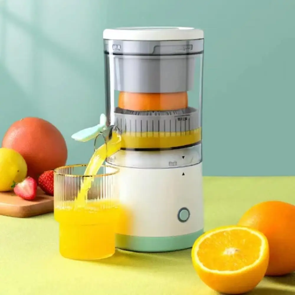 Zoom orange Juicer with rechargeable battery and Type C charger for fresh juice